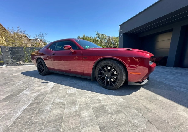 Dodge Challenger cena 133000 przebieg: 63581, rok produkcji 2017 z Łódź małe 121